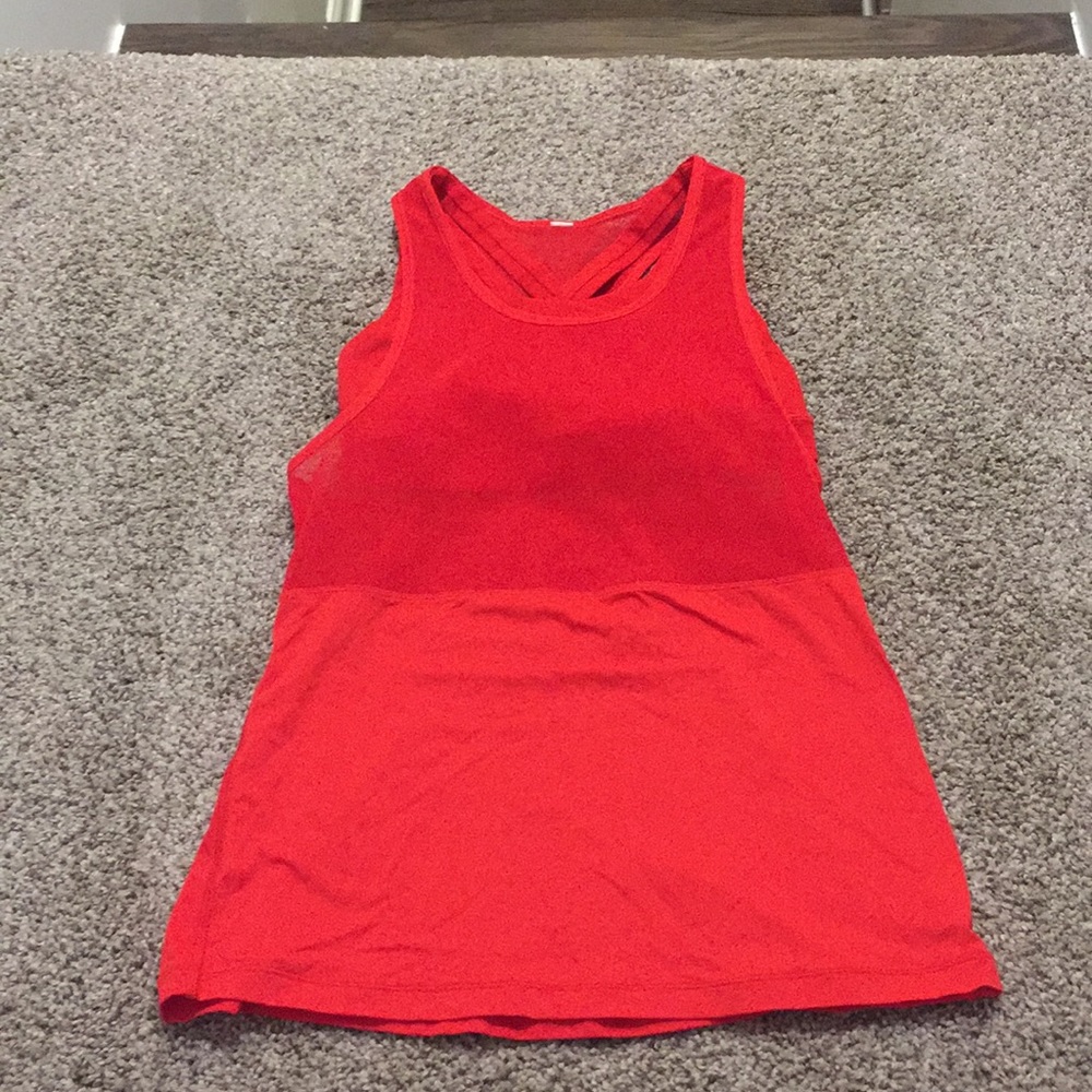 Lululemon top